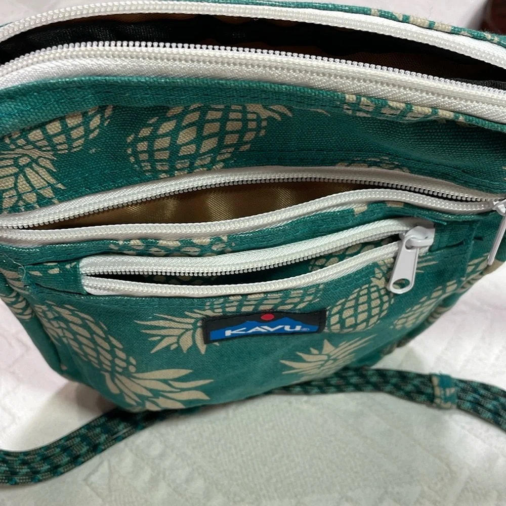 Kavu Keeper Crossbody Rope Bag Cotton Canvas Purse Pineapples Teal Blue & Gray - Picture 12 of 16